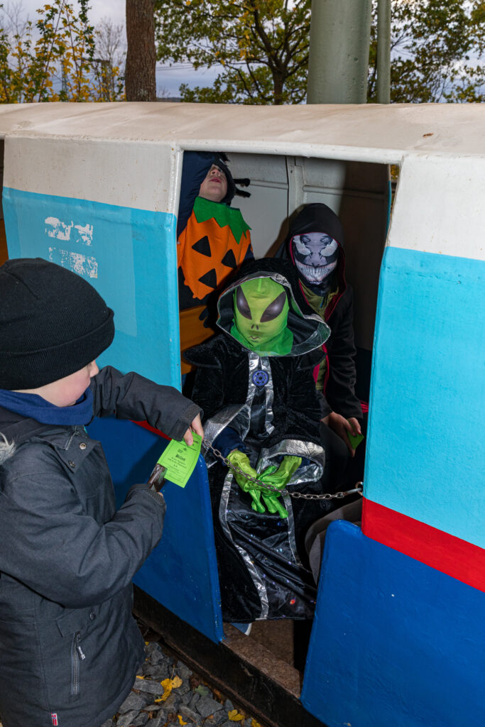 Grusel-Fahrtag am Wasserturm – Spaß für Groß und Klein, mit viel Liebe zum Detail